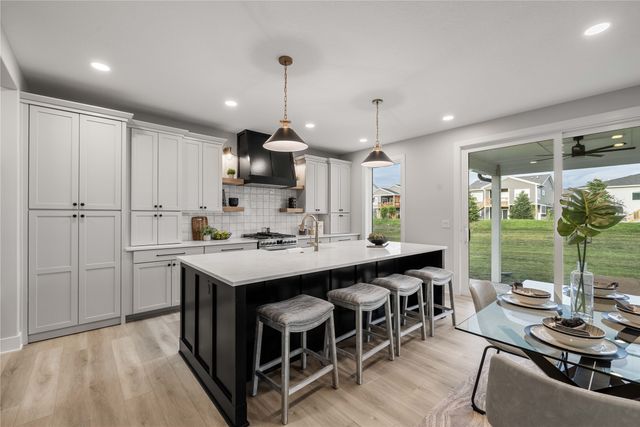 1278 S Radley Street, West Des Moines, IA 50266