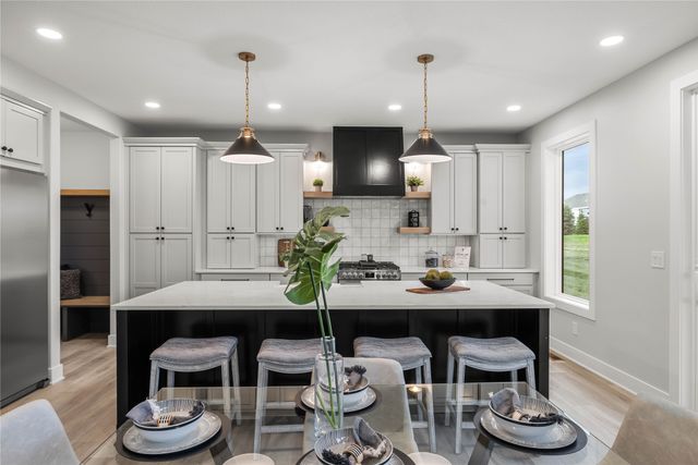 1278 S Radley Street, West Des Moines, IA 50266