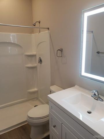 3648 Russell Boulevard, St Louis, MO 63110