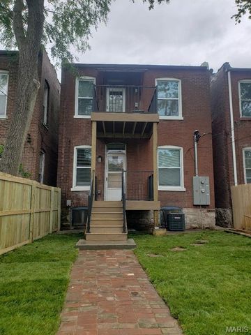 3648 Russell Boulevard, St Louis, MO 63110