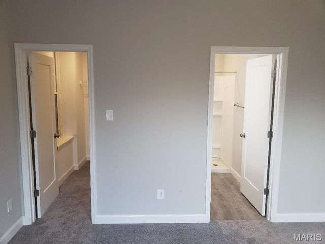 3648 Russell Boulevard, St Louis, MO 63110