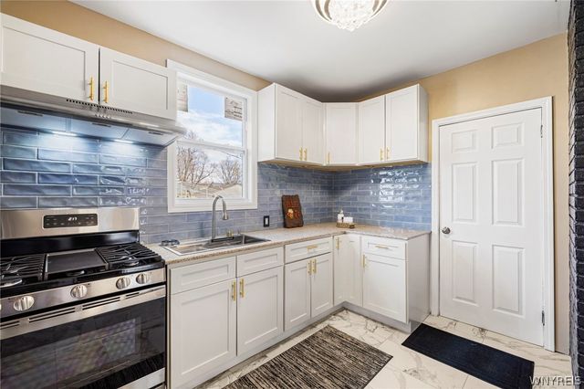 80 Kinsey Avenue, Tonawanda, NY 14217