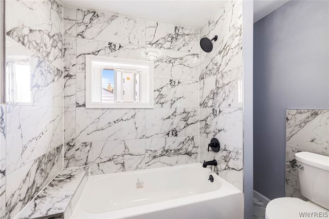 80 Kinsey Avenue, Tonawanda, NY 14217