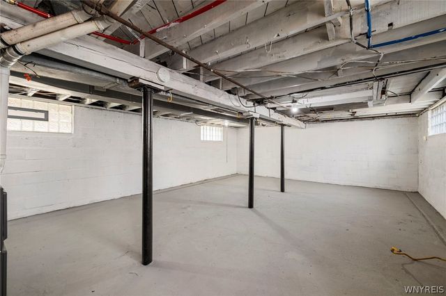 80 Kinsey Avenue, Tonawanda, NY 14217