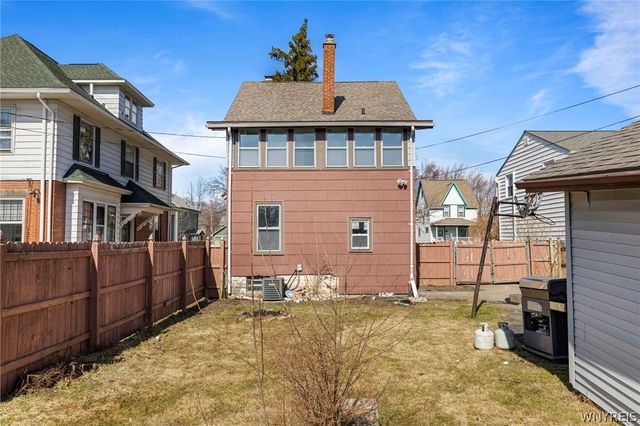 80 Kinsey Avenue, Tonawanda, NY 14217