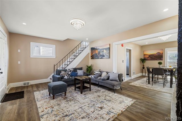 80 Kinsey Avenue, Tonawanda, NY 14217