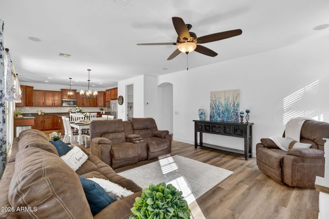 1925 E MIA Lane, Gilbert, AZ 85298