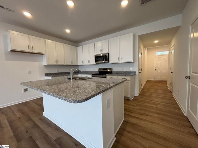 112 Brayden Run, Woodruff, SC 29388