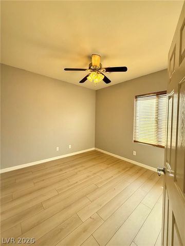 3989 Spanish Barb Street, Las Vegas, NV 89122