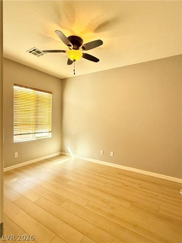 3989 Spanish Barb Street, Las Vegas, NV 89122