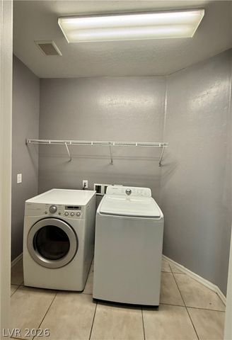 3989 Spanish Barb Street, Las Vegas, NV 89122