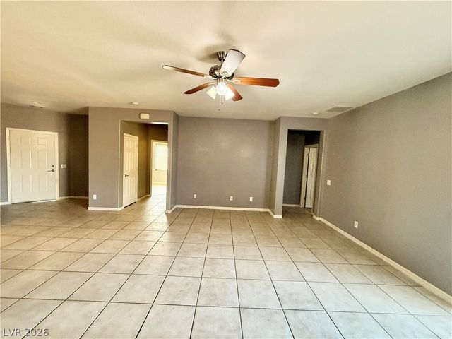 3989 Spanish Barb Street, Las Vegas, NV 89122