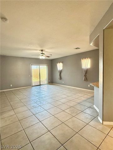 3989 Spanish Barb Street, Las Vegas, NV 89122