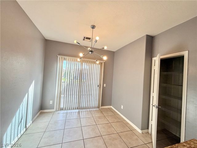 3989 Spanish Barb Street, Las Vegas, NV 89122