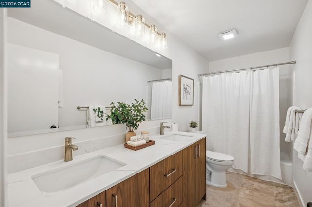 1026 Windsor Dr, Lafayette, CA 94549