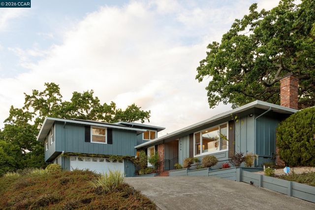 1026 Windsor Dr, Lafayette, CA 94549