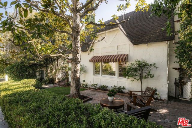 3134 Ellington Drive, Los Angeles, CA 90068