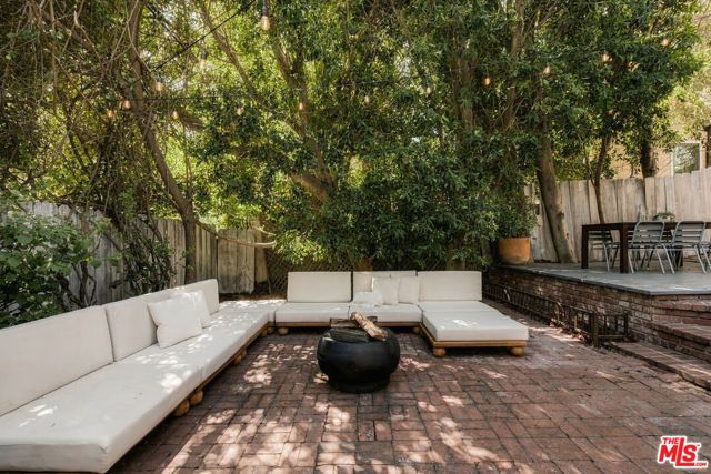 3134 Ellington Drive, Los Angeles, CA 90068