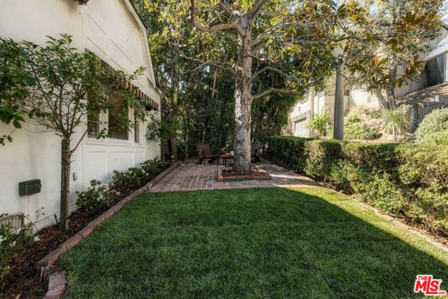 3134 Ellington Drive, Los Angeles, CA 90068
