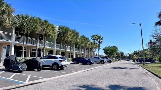611 DESTINY DRIVE 410, Ruskin, FL 33570