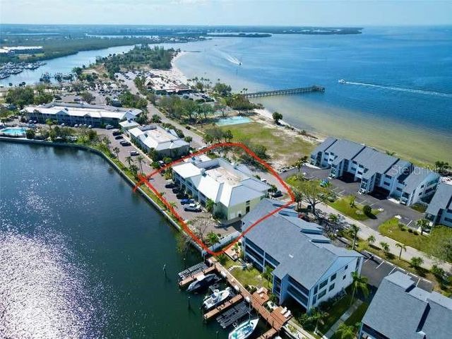 611 DESTINY DRIVE 410, Ruskin, FL 33570