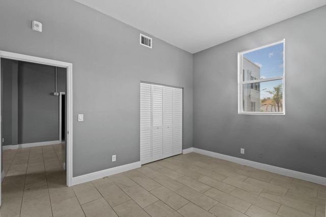 1401 Division Avenue, West Palm Beach, FL 33401