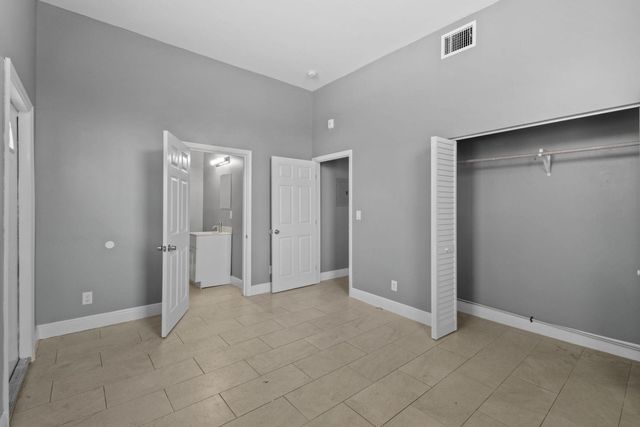 1401 Division Avenue, West Palm Beach, FL 33401