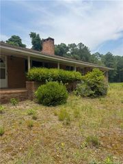 1730 Easterling Drive, Spring Lake, NC 28390