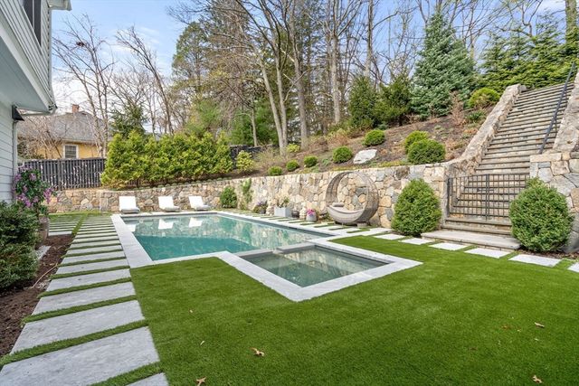 136 Beaumont Ave, Newton, MA 02460