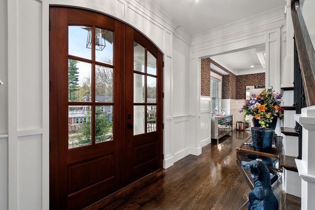 136 Beaumont Ave, Newton, MA 02460