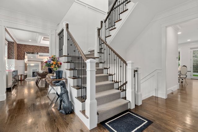 136 Beaumont Ave, Newton, MA 02460