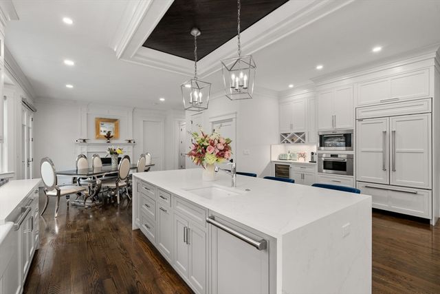 136 Beaumont Ave, Newton, MA 02460