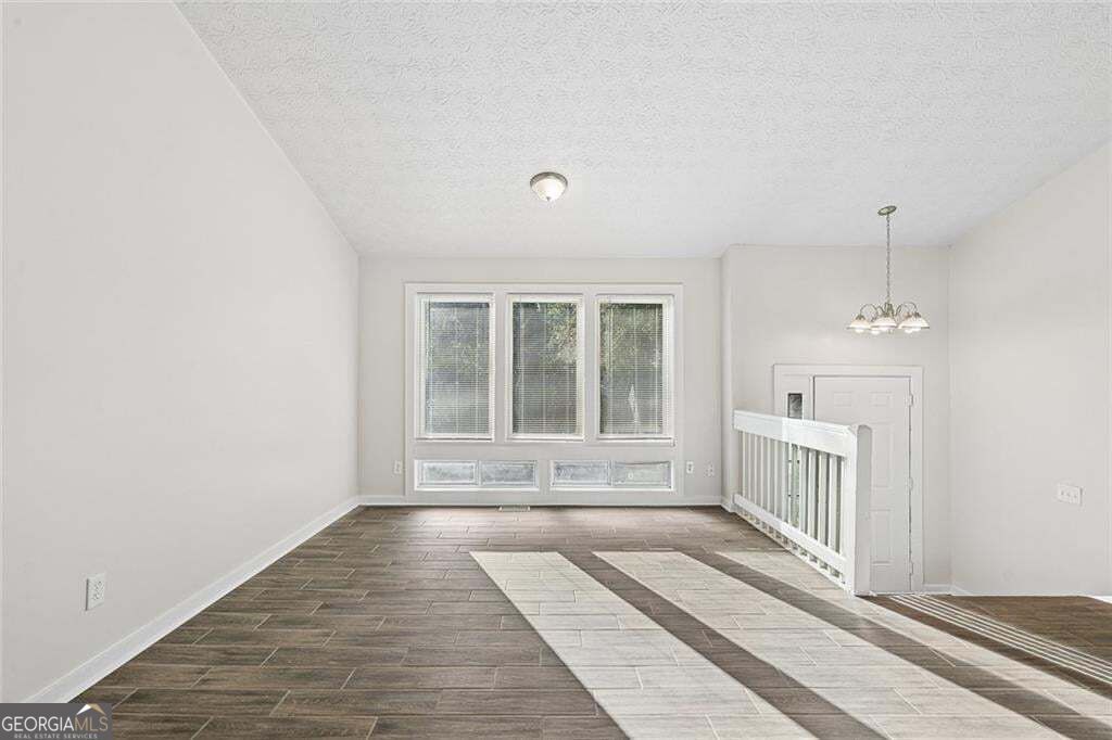 587 Farmbrook Trail NE, Kennesaw, GA 30144 — photo 5