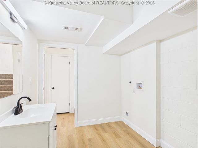 1415 Martha Road, South Charleston, WV 25303