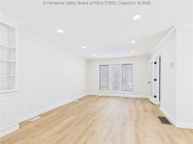 1415 Martha Road, South Charleston, WV 25303