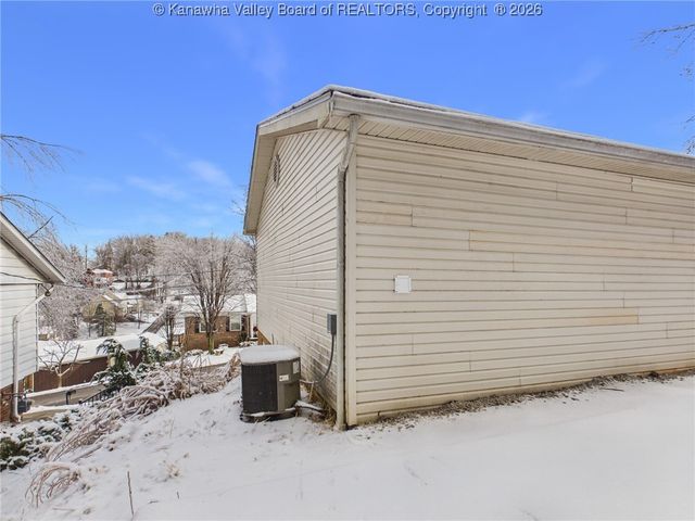 1415 Martha Road, South Charleston, WV 25303