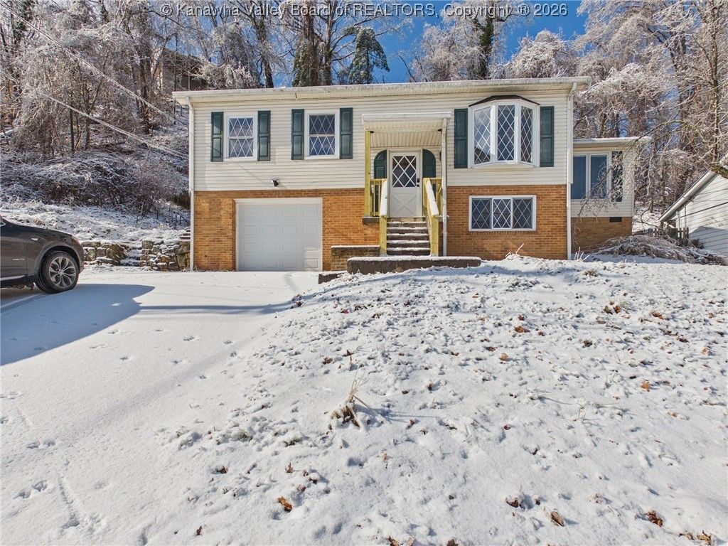 1415 Martha Road, South Charleston, WV 25303