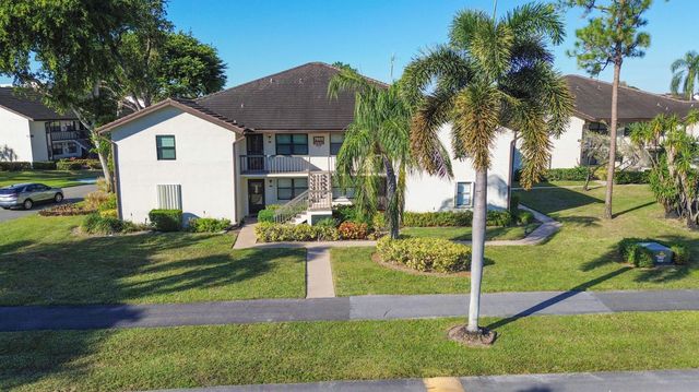 7665 Tahiti Lane 102, Lake Worth, FL 33467