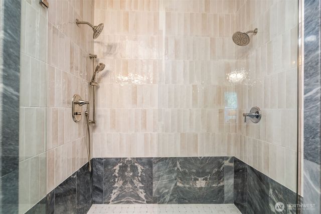 6223 85th Avenue W, University Place, WA 98467