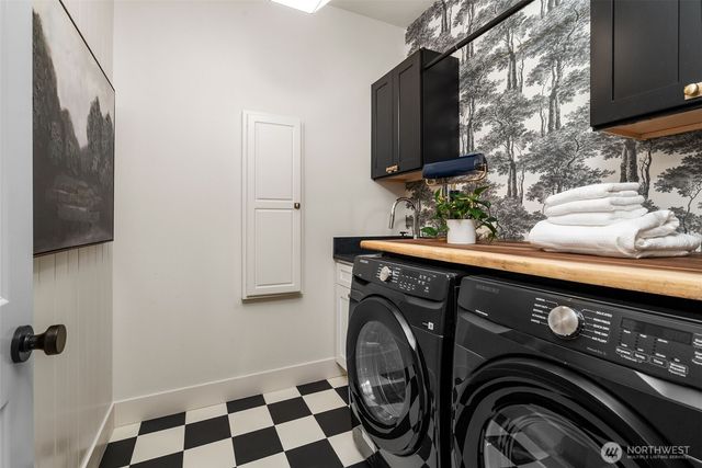 6223 85th Avenue W, University Place, WA 98467