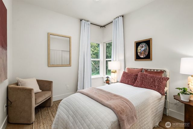 6223 85th Avenue W, University Place, WA 98467