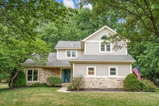 147 Curly Smart Circle, Delaware, OH 43015