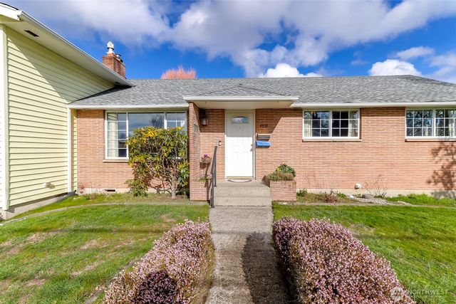 4913 N 13th Street, Tacoma, WA 98405