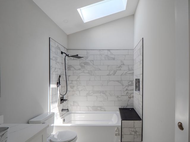 76 Center St. B, Plympton, MA 02367