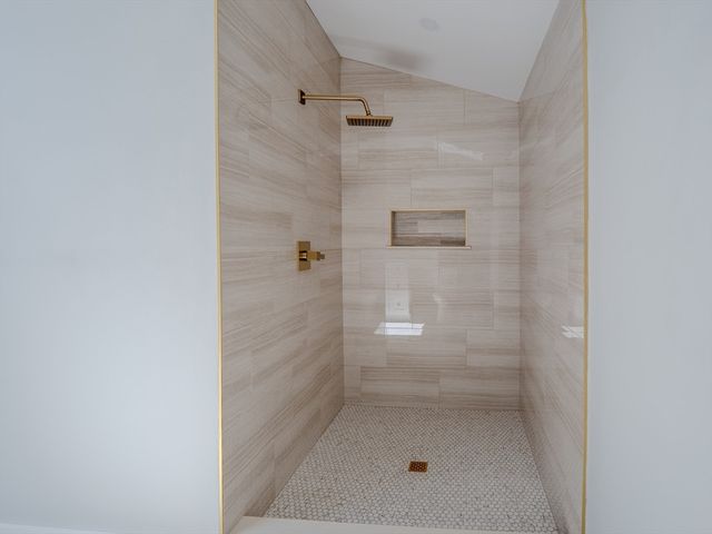 76 Center St. B, Plympton, MA 02367