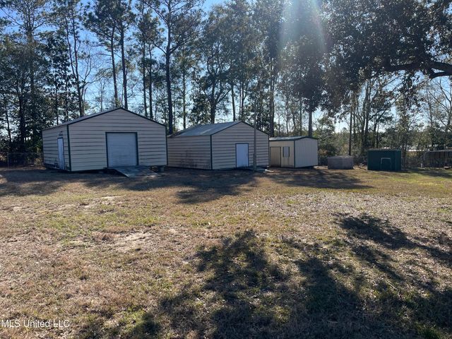 18032 Kellogg Road, Saucier, MS 39574