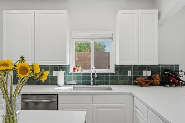 1520 Presto Way NW, Albuquerque, NM 87104