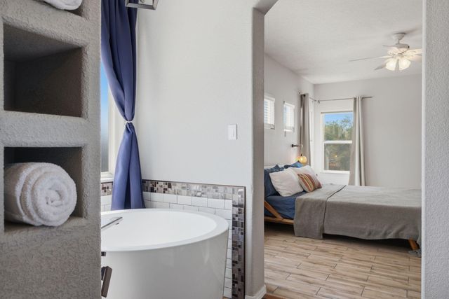 1520 Presto Way NW, Albuquerque, NM 87104