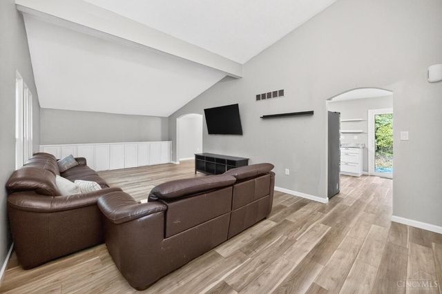 6652 Oakland Road, Goshen Twp, OH 45140