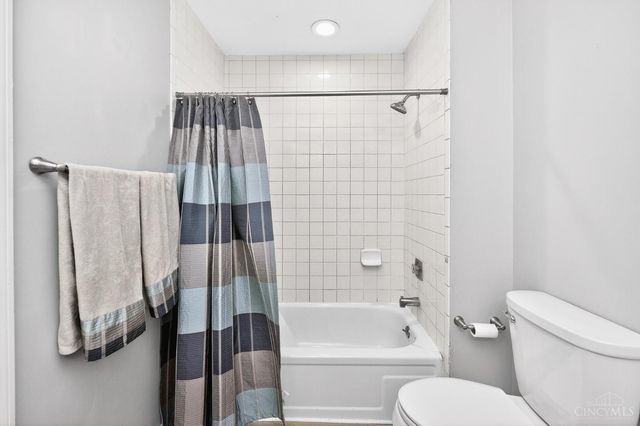 6652 Oakland Road, Goshen Twp, OH 45140